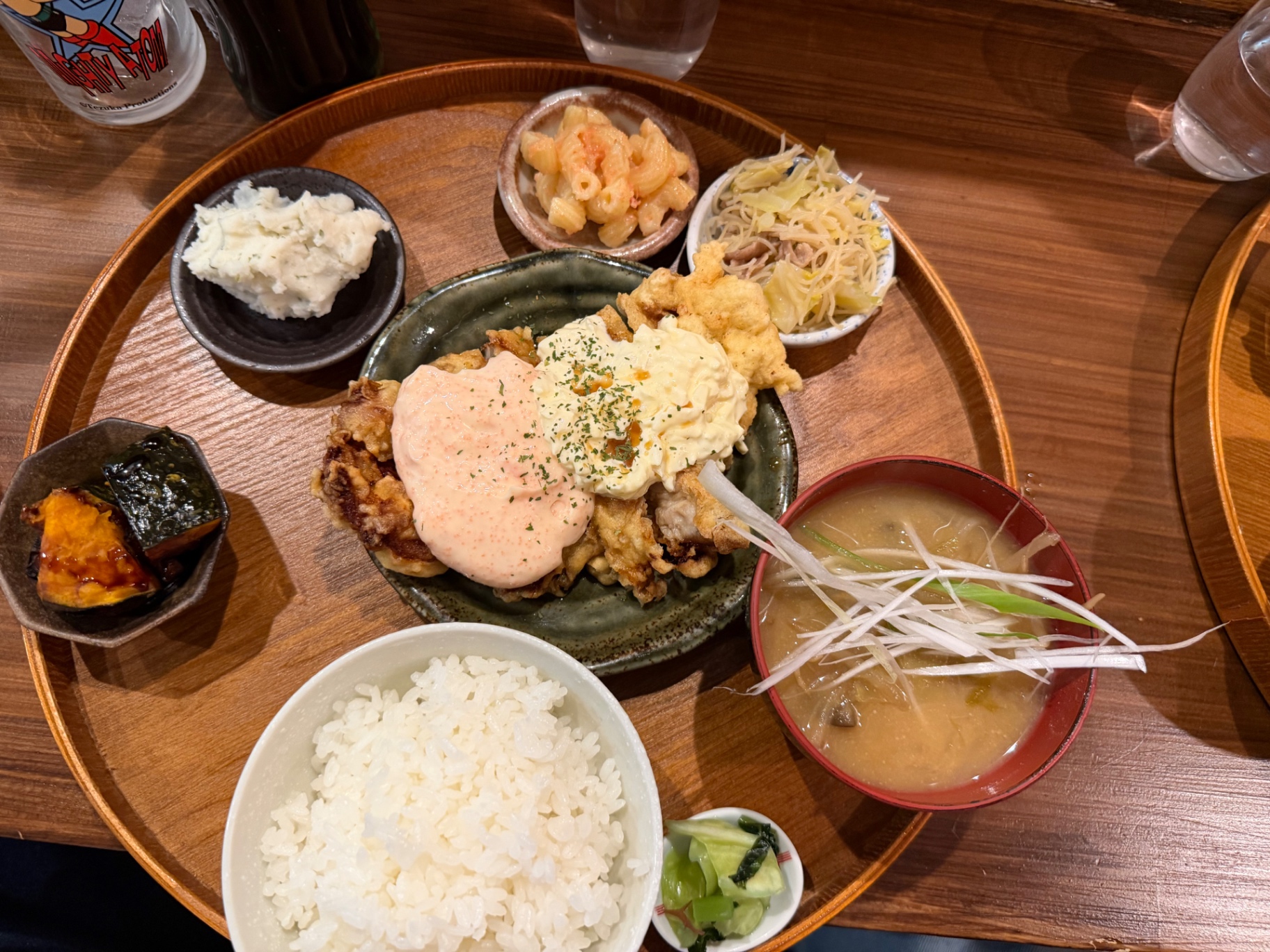 A Japanese set meal of chicken nanban, rice and miso soup on a wooden tray
